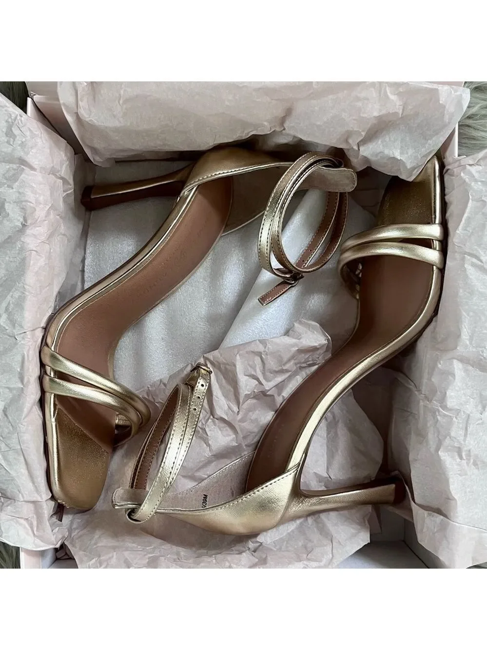 NIB Chinese Laundry Jasmine Ankle Strap Dress Sandal in Gold Women’s Size‎ 8.5